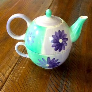 Painted Floral Tea for One Tea Pot & Cup Ceramic